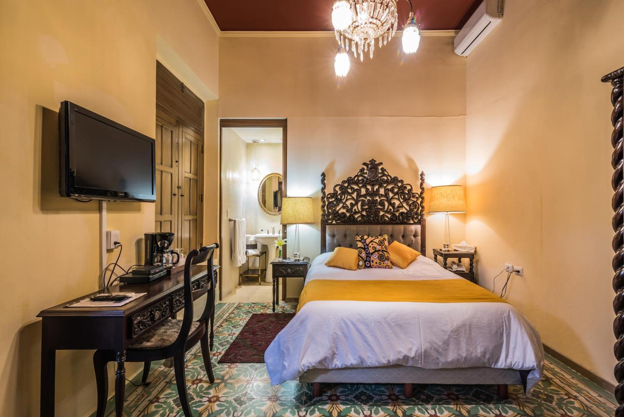Hotel Boutique Casa Del Jardin Aguascalientes Oda fotoğraf