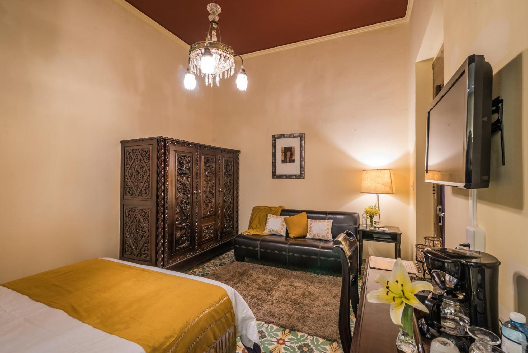 Hotel Boutique Casa Del Jardin Aguascalientes Oda fotoğraf